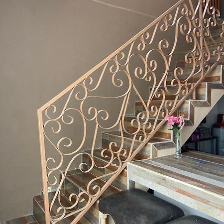 Large 4 Bedroom Home With Gated Parking ปูแอร์โตเปญาสโก ภายนอก รูปภาพ