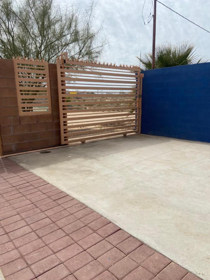 Large 4 Bedroom Home With Gated Parking ปูแอร์โตเปญาสโก ภายนอก รูปภาพ
